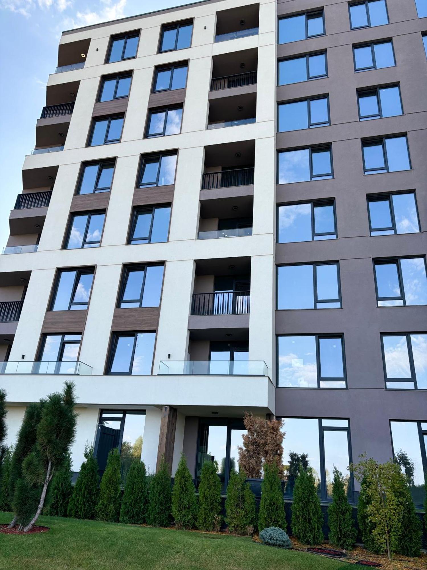 Black Diamond Business Park Free Parking Daire *