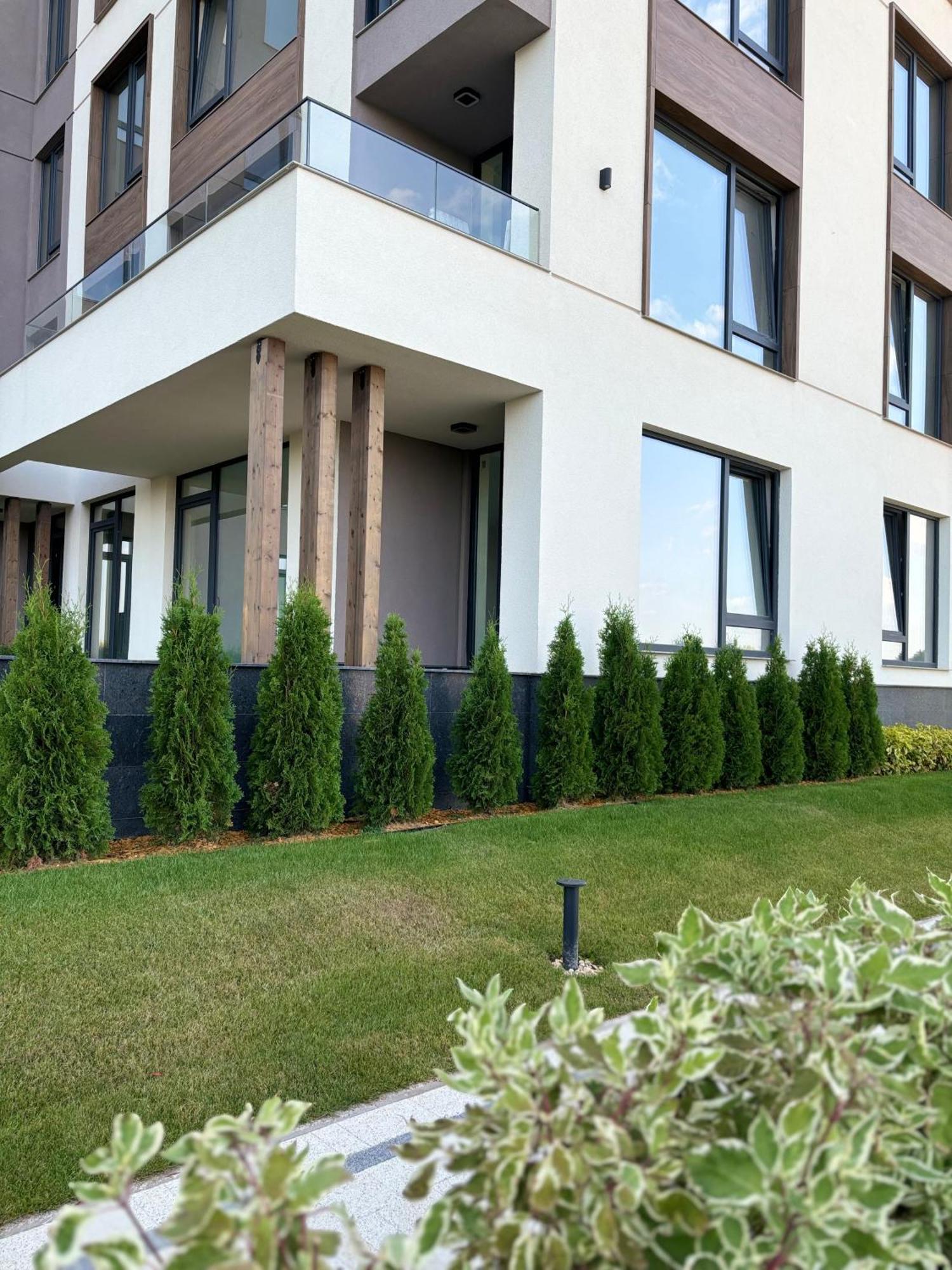 Black Diamond Business Park Free Parking Софія