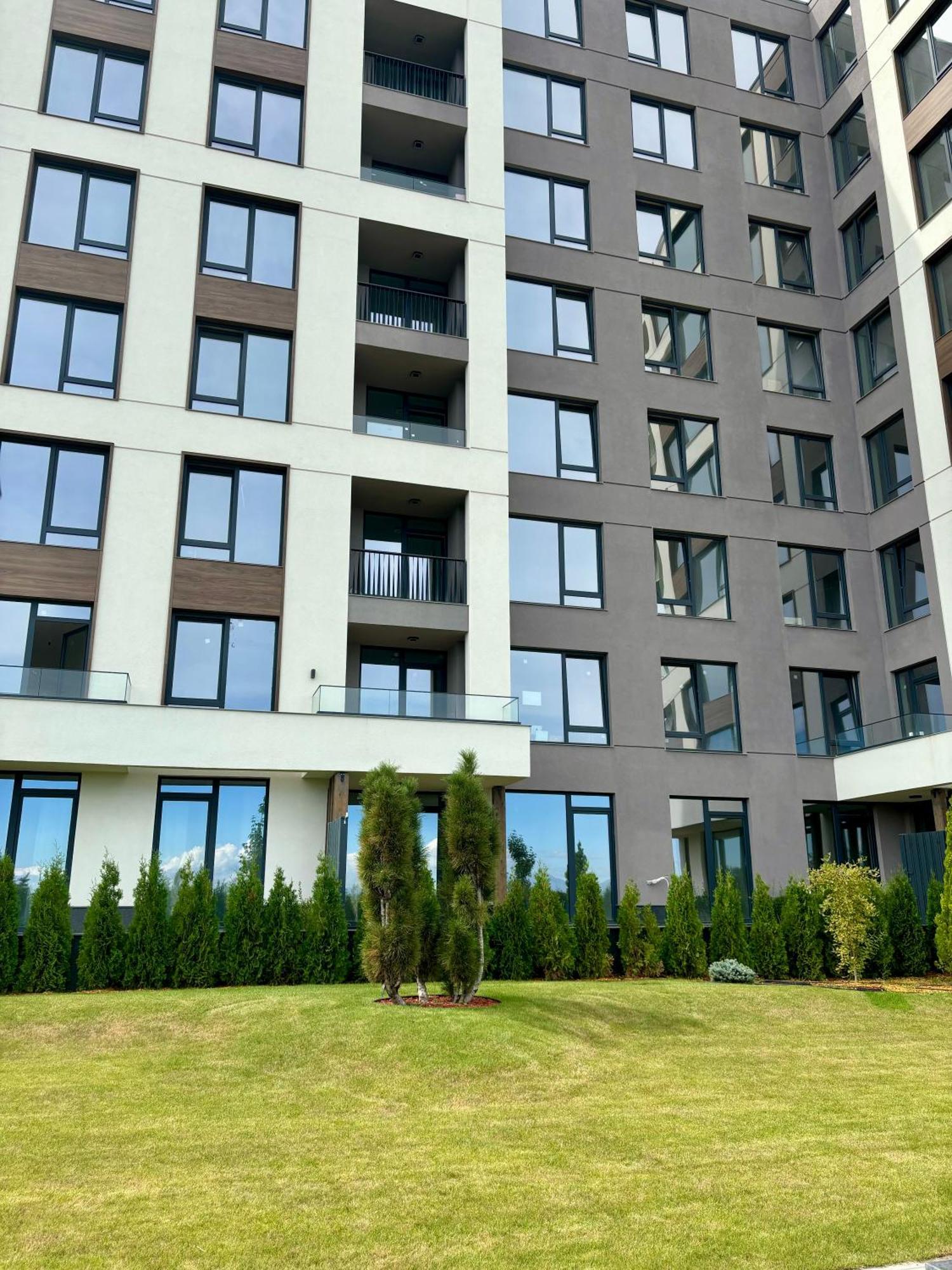 Апартаменти Black Diamond Business Park Free Parking Софія