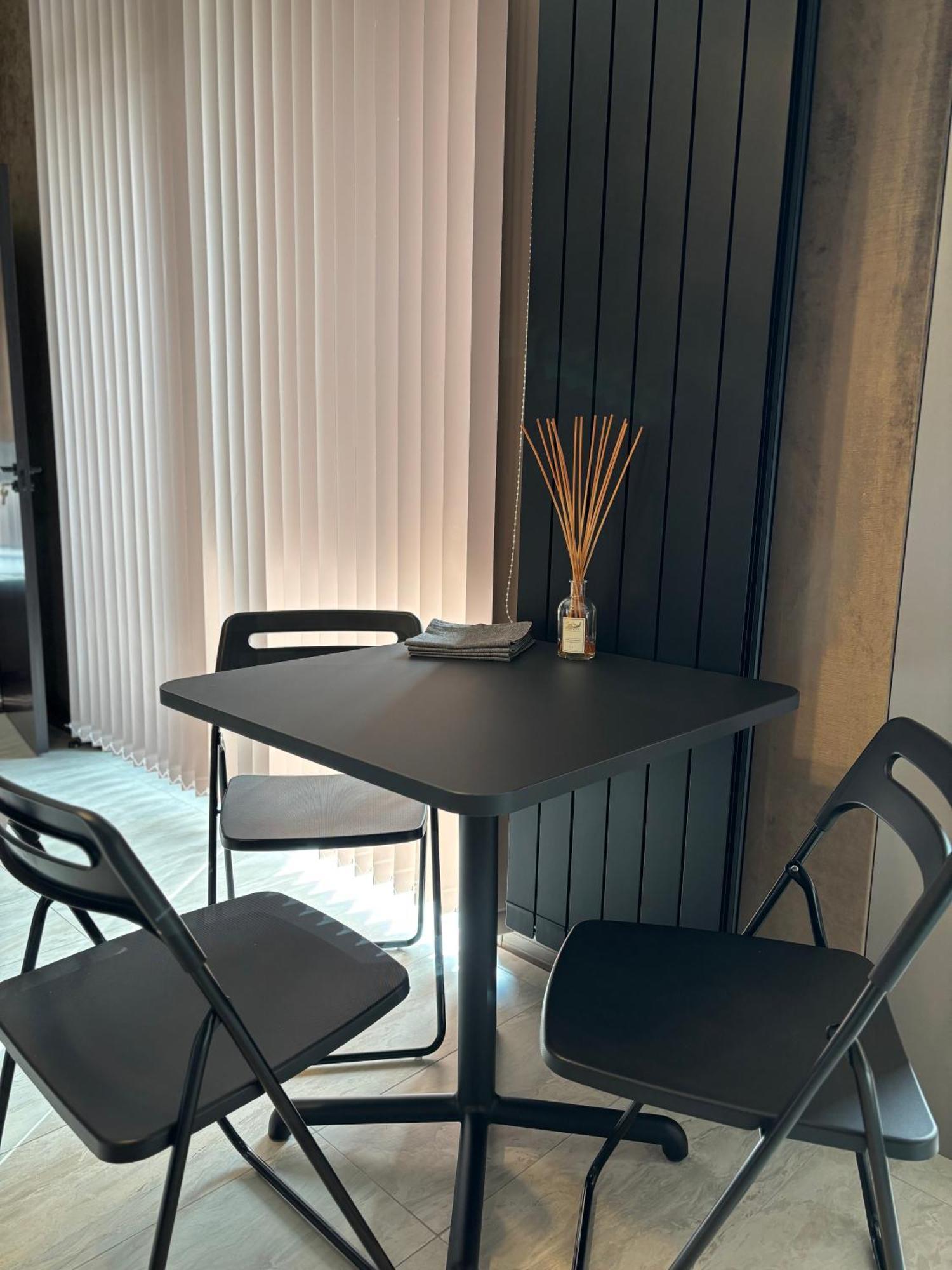 Black Diamond Business Park Free Parking Апартаменти